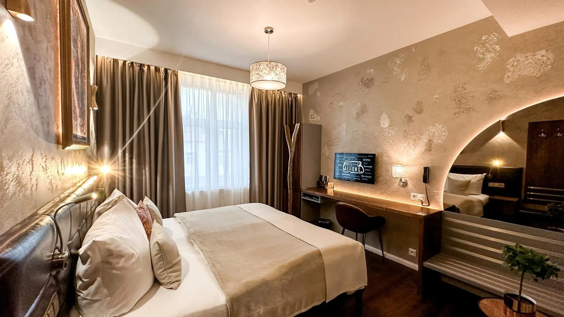 Alfons Boutique Hotel Prague 4*,