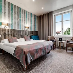 Otel Royal Court, Prag